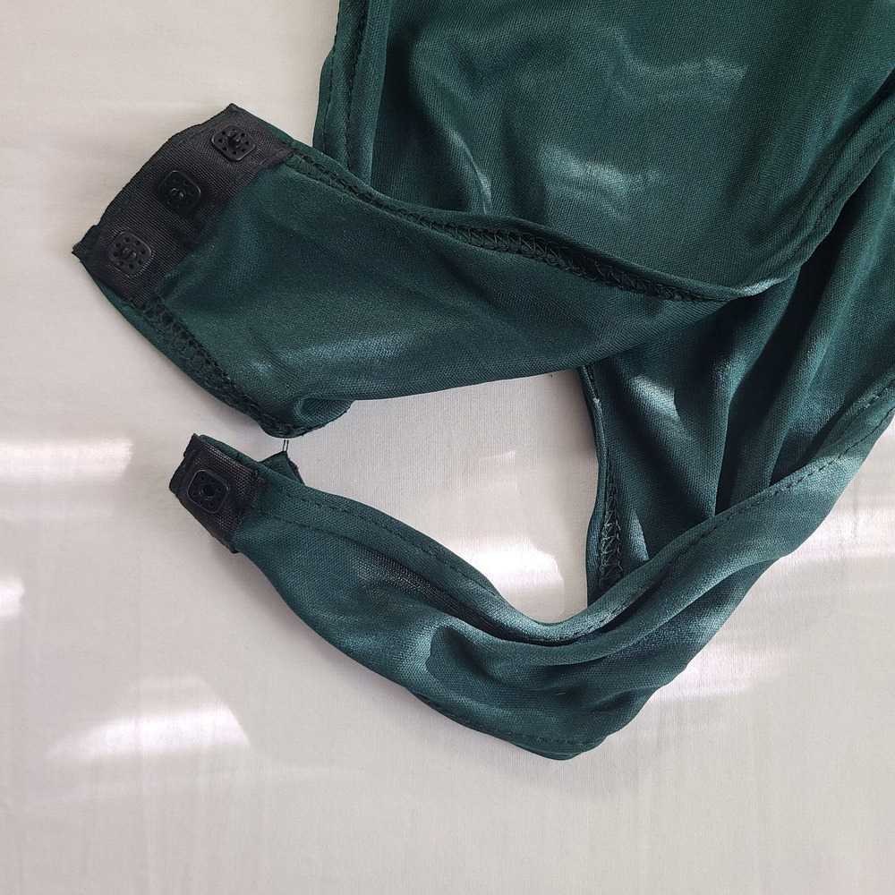 NWT Pretty Little Things One Shoulder Velvet Bodysuit Emerald Green Size 24 - Picture 7 of 10